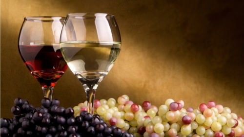 wine and grapes 1366x768